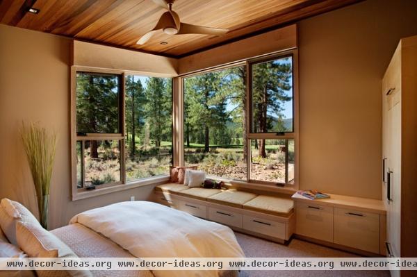 rustic bedroom by Ryan Group Architects