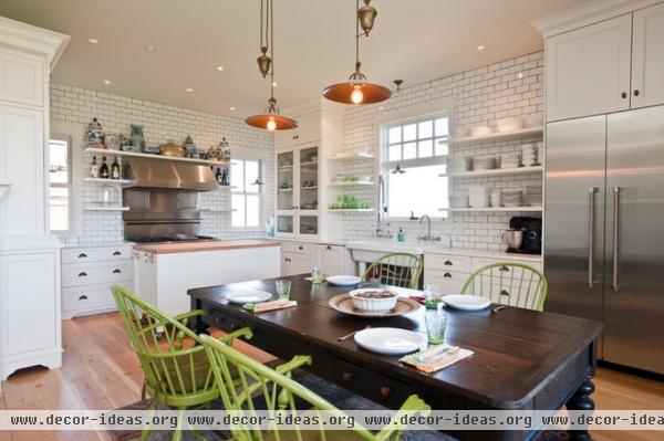 farmhouse kitchen by Sage Kitchens