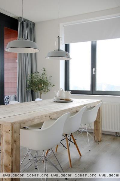 contemporary dining room by Holly Marder