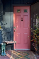 Houzz Tour: Color and Personality in 500 Square Feet