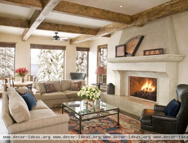 traditional living room by Bear Mountain Builders