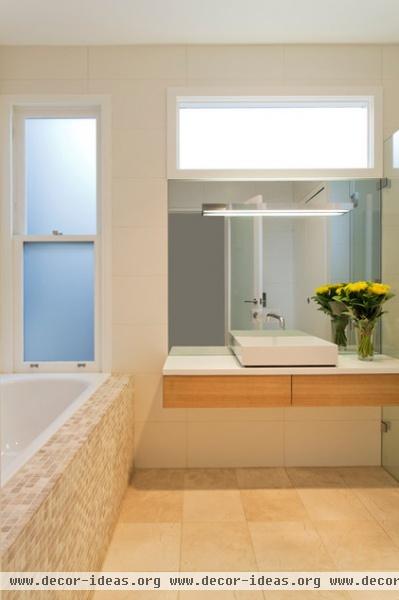 contemporary bathroom by Danny Broe Architect