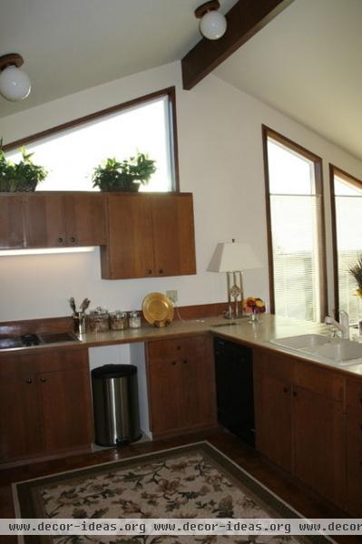 Kitchen in Seattle (before)