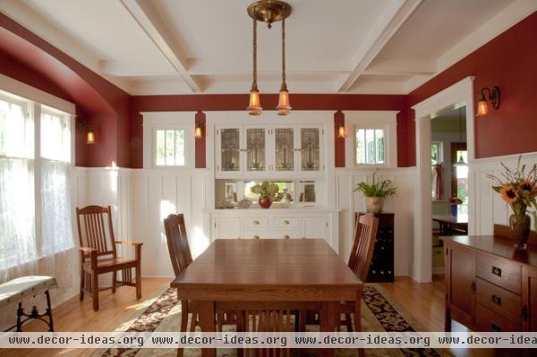 craftsman dining room by Tim Andersen Architect