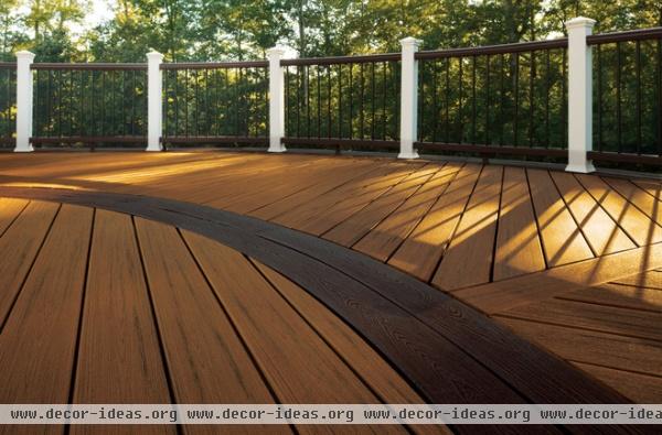 traditional deck by Holloway Company Inc.