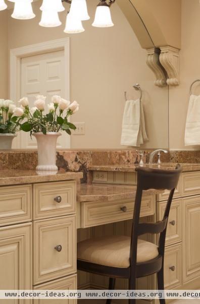 traditional bathroom by Meredith Ericksen