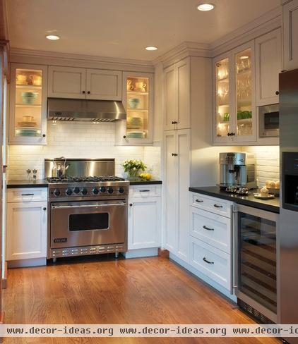 traditional kitchen by Barbra Bright Design