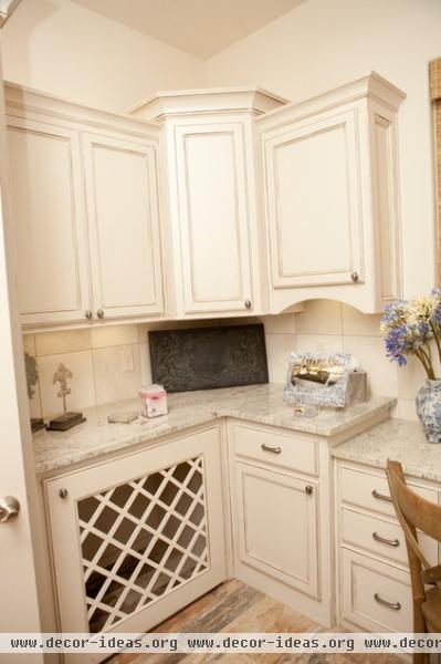 contemporary laundry room by B&S Woodworking Inc.