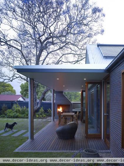 contemporary exterior by Sam Crawford Crawford Architects