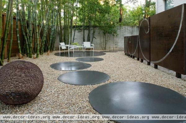 modern landscape by Exterior Worlds Landscaping & Design