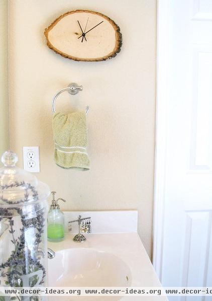 eclectic bathroom by Agnes Blum