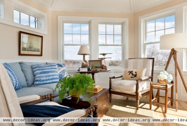 traditional family room by Kate Jackson Design