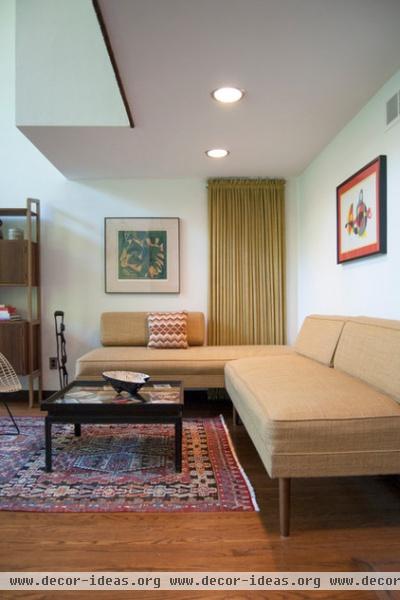 midcentury family room by Adrienne DeRosa