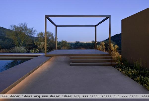 modern patio by Ibarra Rosano Design Architects