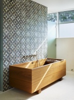 8 Beautifully Different Tub Materials for Bath-Time Luxury