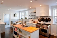 Kitchen of the Week: Paring Down and Styling Up in a Pennsylvania Tudor