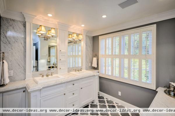 traditional bathroom by Dennis Mayer, Photographer