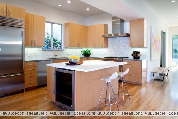 contemporary kitchen by clark kitchens and construction