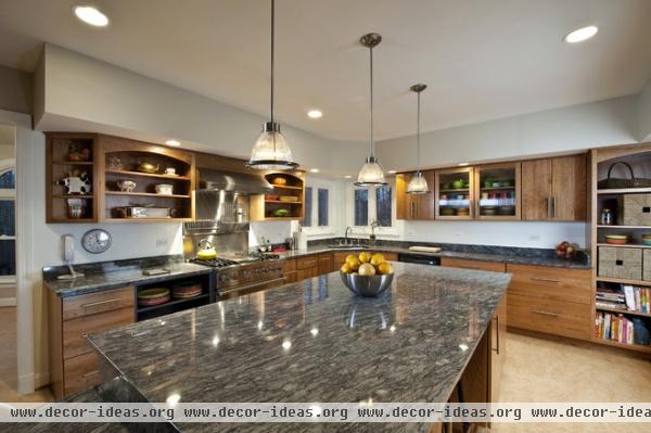 contemporary kitchen by Synergy Design & Construction