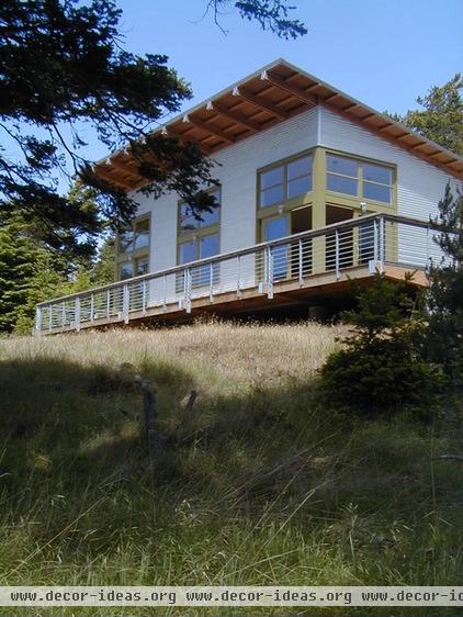 contemporary porch by Mohler + Ghillino Architects