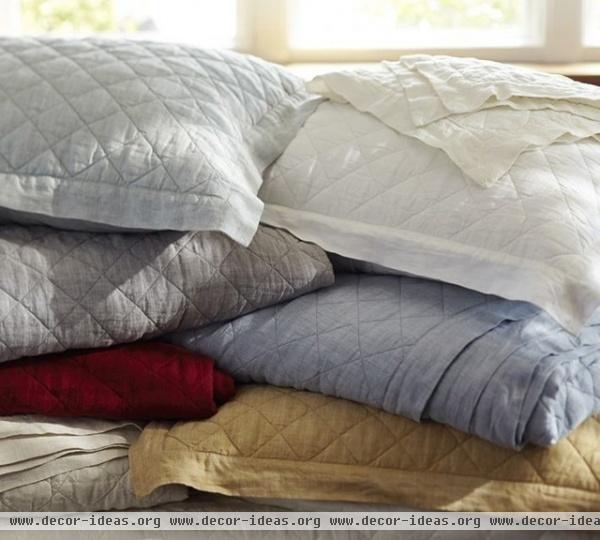 traditional quilts by Pottery Barn