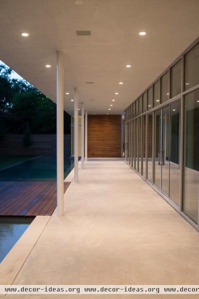 modern patio by NIMMO American Studio For Progressive Architecture