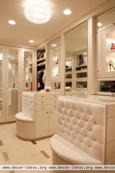 contemporary closet by Michael Fullen Design Group