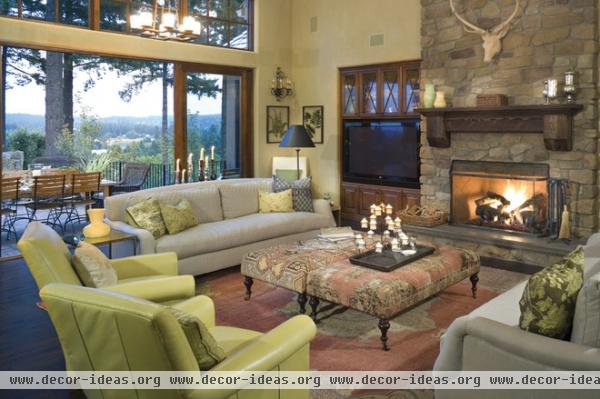 traditional living room by Alan Mascord Design Associates Inc