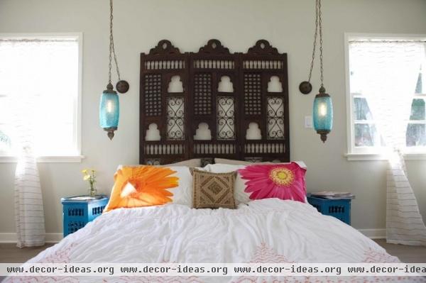 mediterranean bedroom by Design Vidal