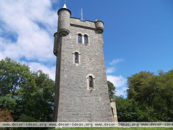 Helen's Tower