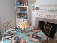 9 Fresh and Fun Hanukkah Decorating Ideas