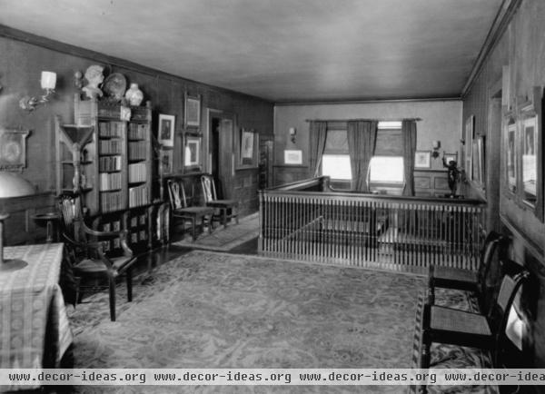 traditional hall John J. Glessner House