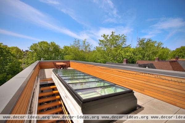 modern patio by Chris Pardo Design - Elemental Architecture