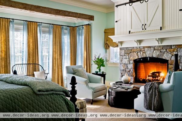 farmhouse bedroom by Crisp Architects