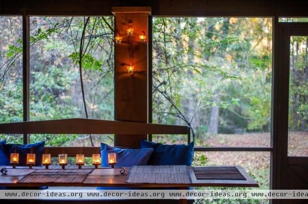 rustic porch by Anna Addison Photography