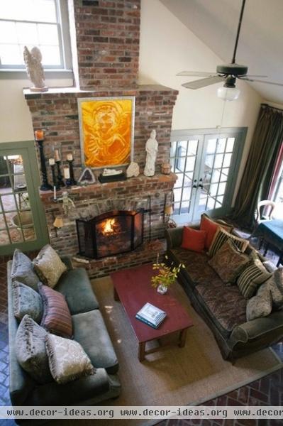 rustic living room by Anna Addison Photography