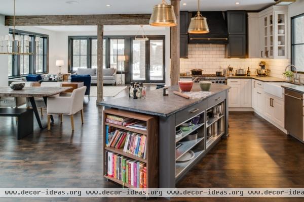 rustic kitchen by Bay Cabinetry & Design Studio