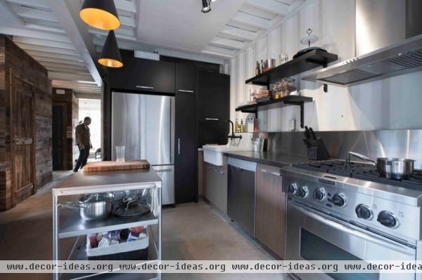 industrial kitchen by Les Collections Dubreuil