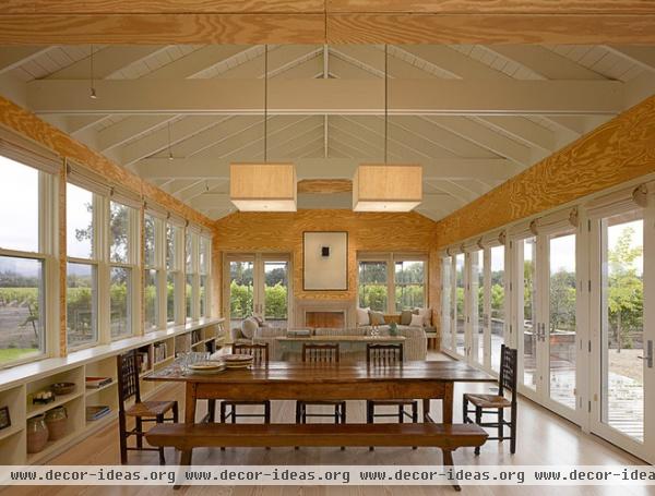 farmhouse dining room by Nick Noyes Architecture