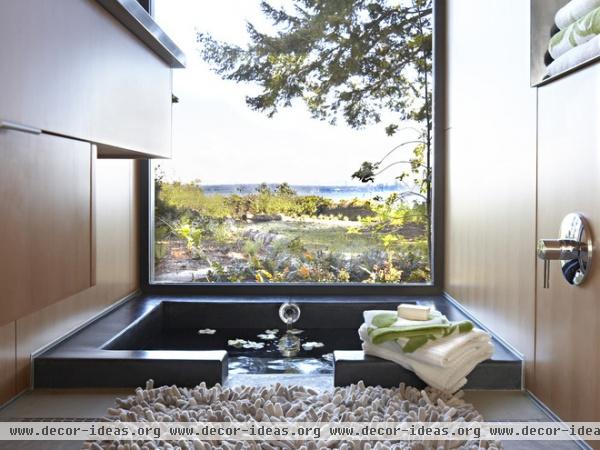 contemporary bathroom by Coates Design Architects Seattle