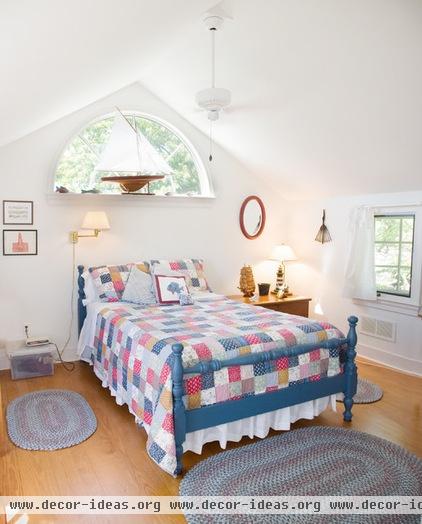 traditional bedroom by Boardwalk Builders