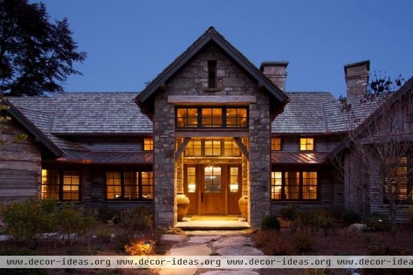 rustic exterior by Morgan-Keefe Builders, Inc.