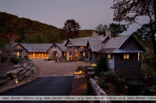 rustic exterior by Morgan-Keefe Builders, Inc.