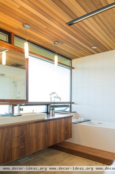 contemporary bathroom by Coop 15 Architecture