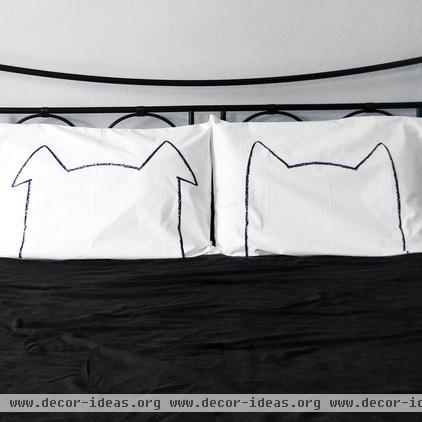 contemporary bed pillows and pillowcases by Xenotees