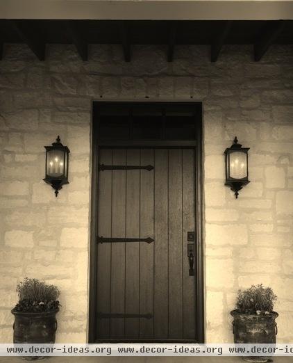 farmhouse entry by Bonterra Building & Design