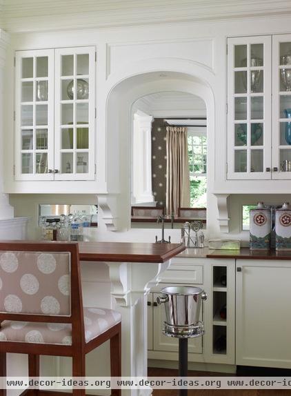 traditional kitchen by Country Club Homes