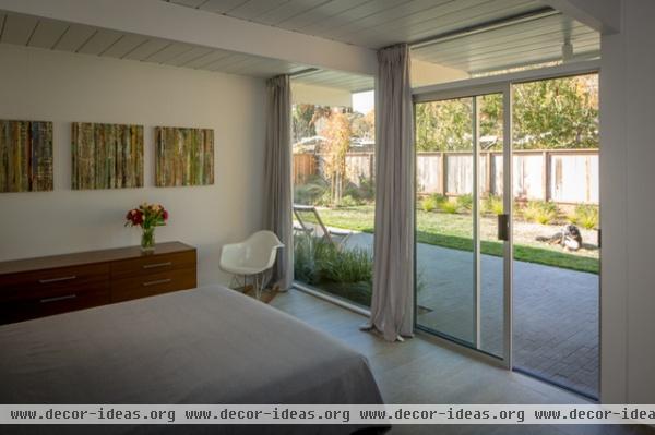 midcentury bedroom by building Lab, inc.