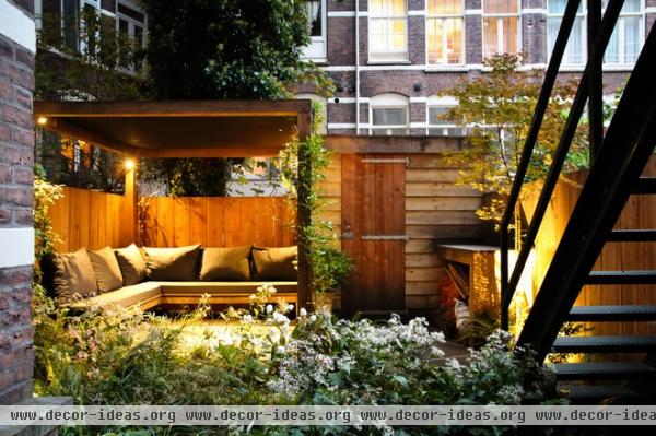 6 Dramatic Garden Makeovers, From Backyard to Rooftop