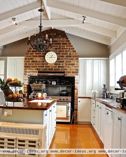 traditional kitchen by Luci.D Interiors